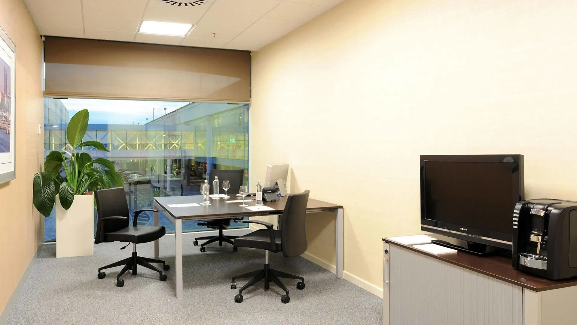 Hotel Air Rooms Barcelona Airport By Premium Traveller